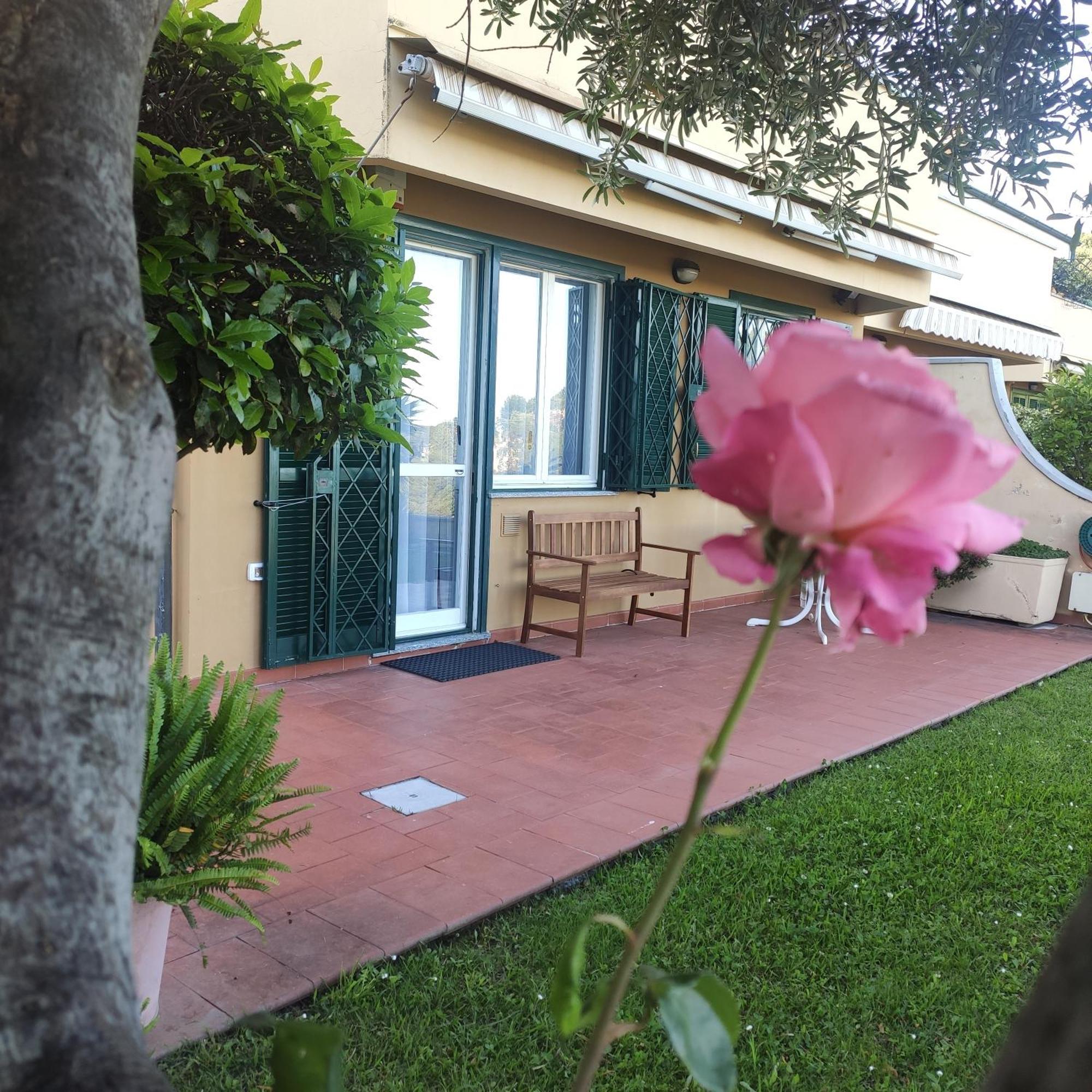 Il Giardino Sull'Isola - Appartamento - Берджеджи Экстерьер фото