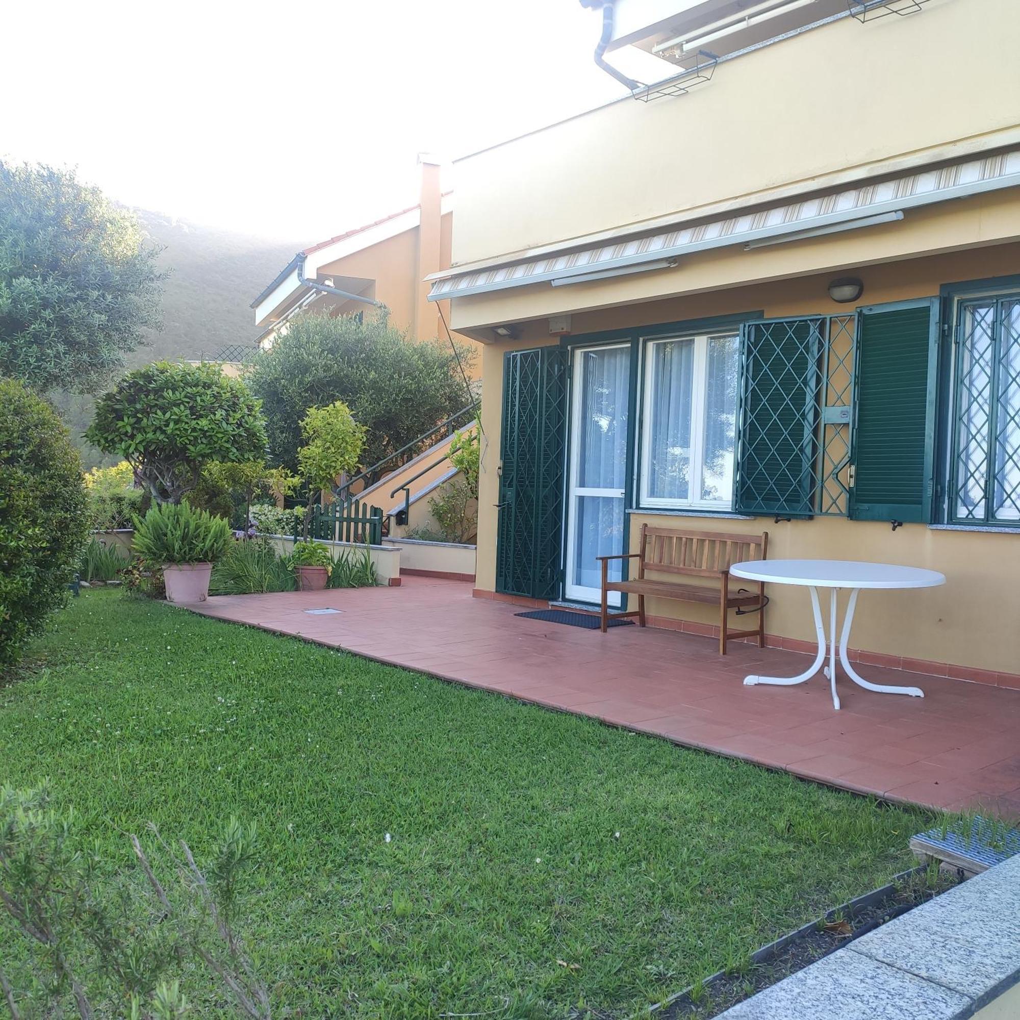 Il Giardino Sull'Isola - Appartamento - Берджеджи Экстерьер фото